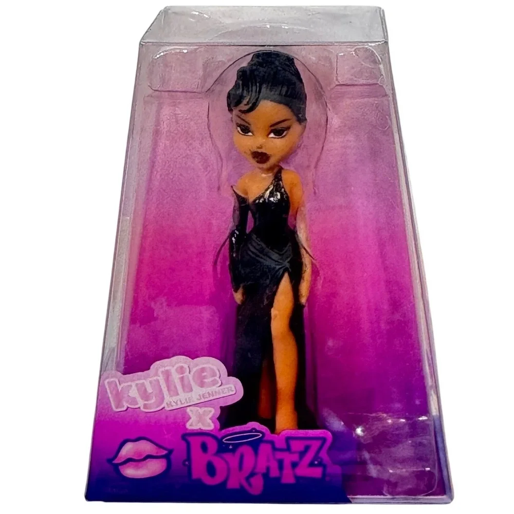 Bratz Mini Series 1 Kylie Jenner 2